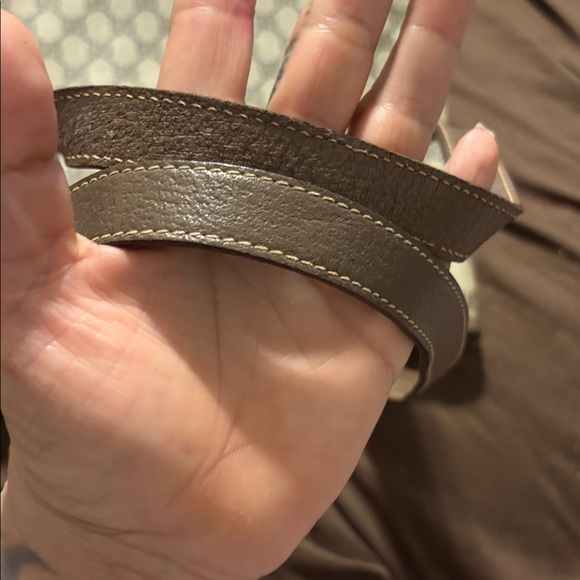 Gucci Beige and Brown Signature Tote - Picture 6 of 11